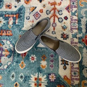 Nordstrom houndstooth patterned slip ons